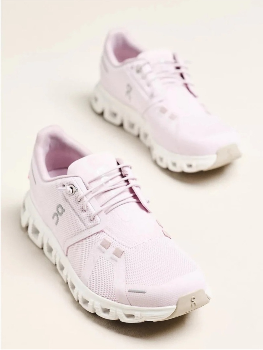 Anthropologie Oncloud CLOUD6 WOMEN ORCHID/FADE SNEAKER